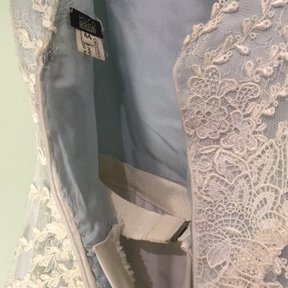 Bridal /  Ballgown by Hugo Nicholson - Picture 6 of 7